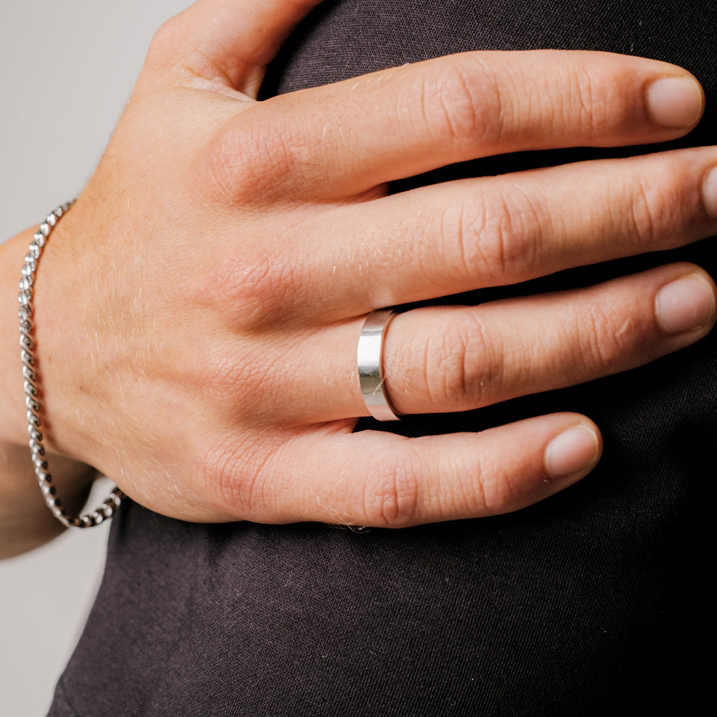 Klassischer Ring in Einheitsgröße (Silber)