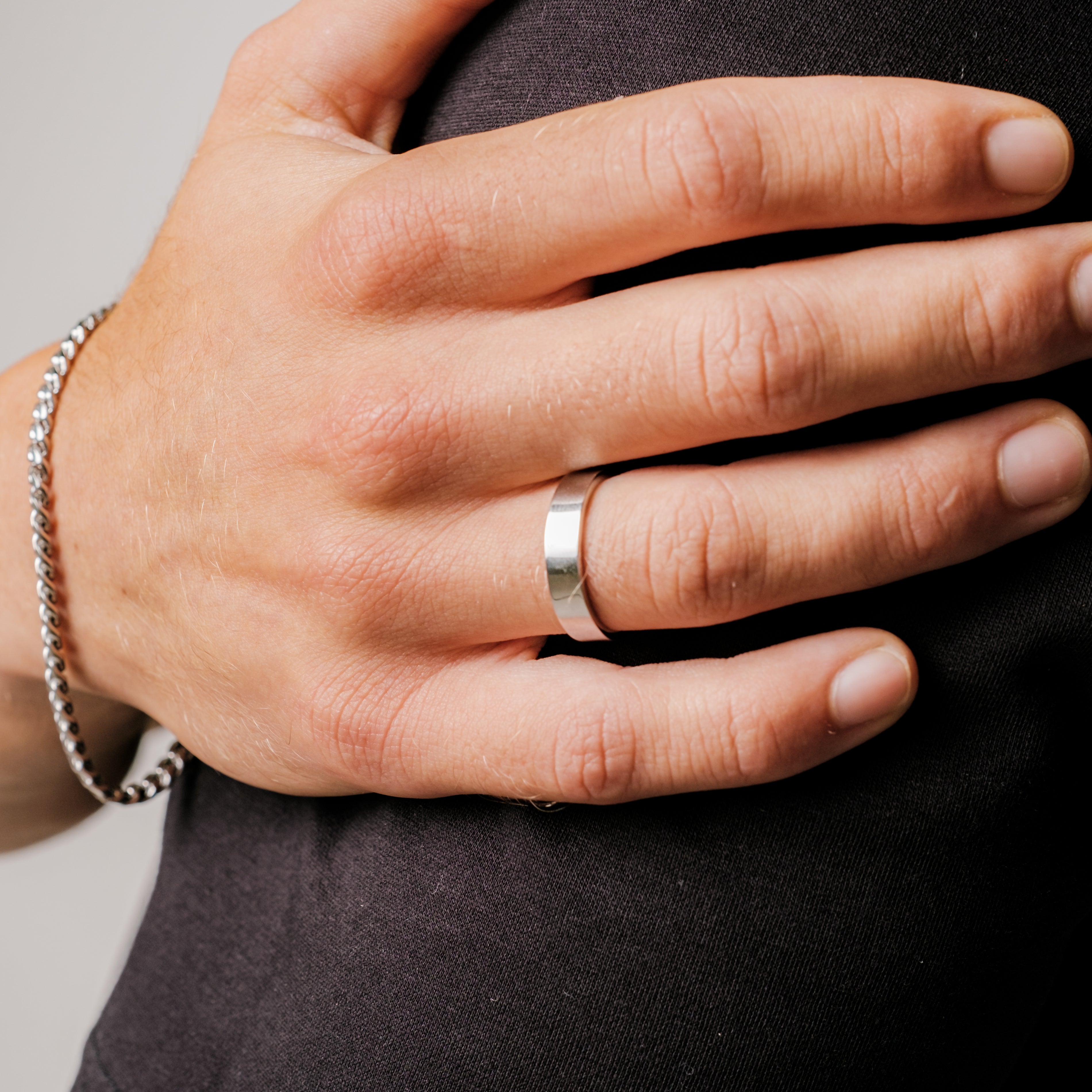 Klassischer Ring in Einheitsgröße (Silber)