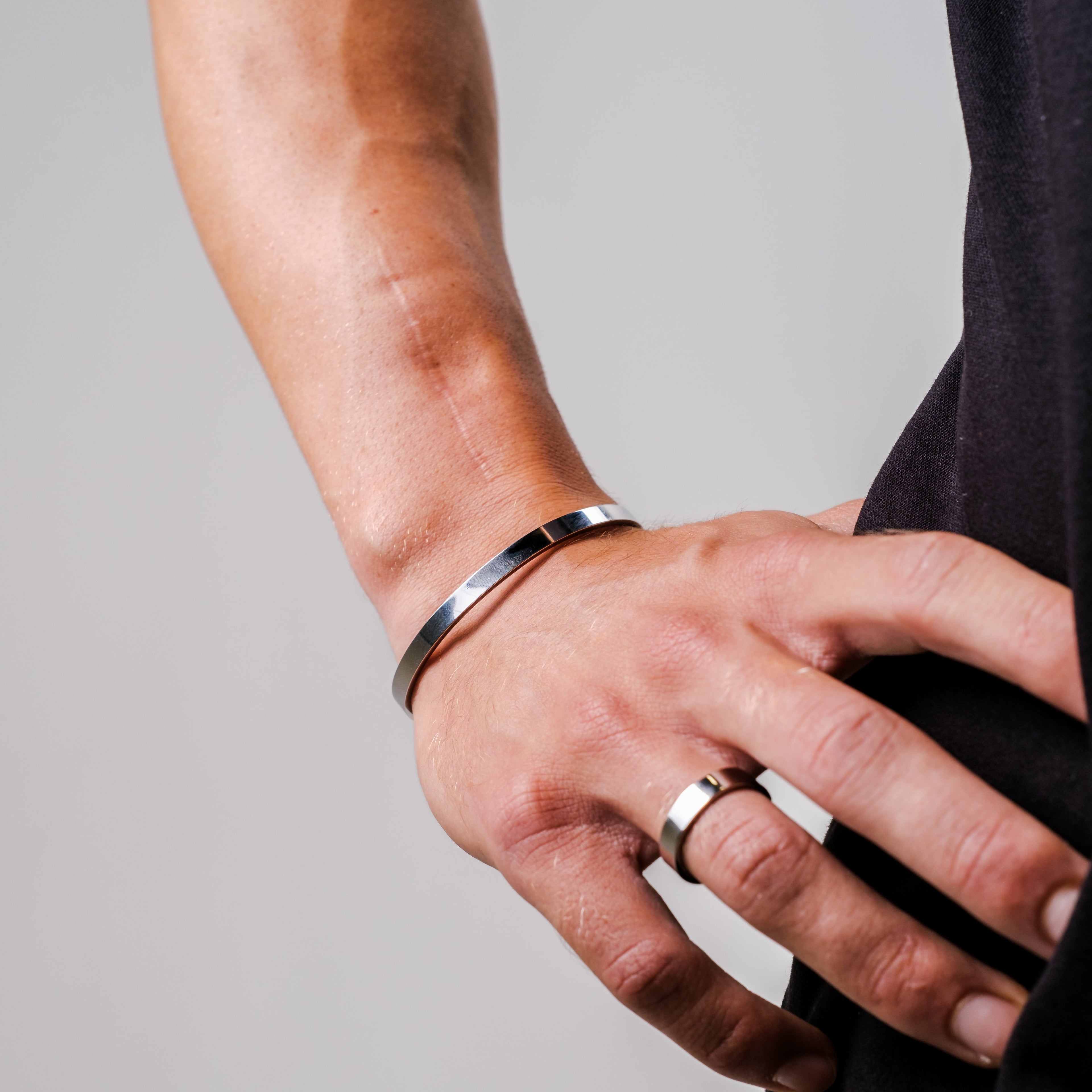 Klassischer Ring in Einheitsgröße (Silber)